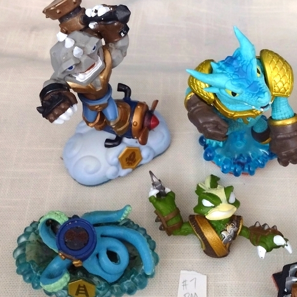 Lot of Activision Skylanders figures - Picture 2 of 5